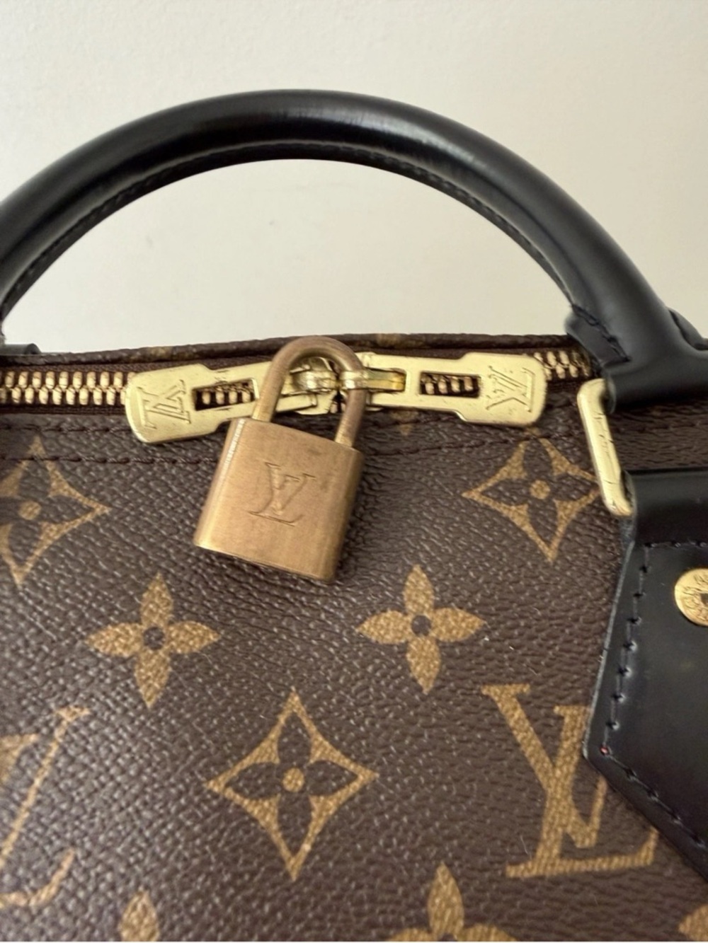 Louis Vuitton My World Tour Monogram Speedy Bandouliere 30 Canvas Bag Handbag - Picture 6 of 14